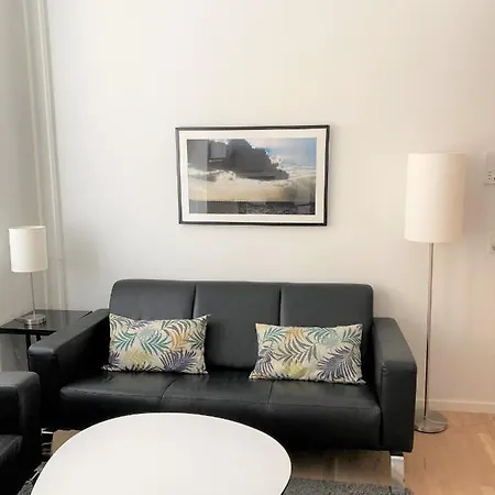 Lägenhet Charming 2-Bedroom Apartment In The Heart Of Copenhagen